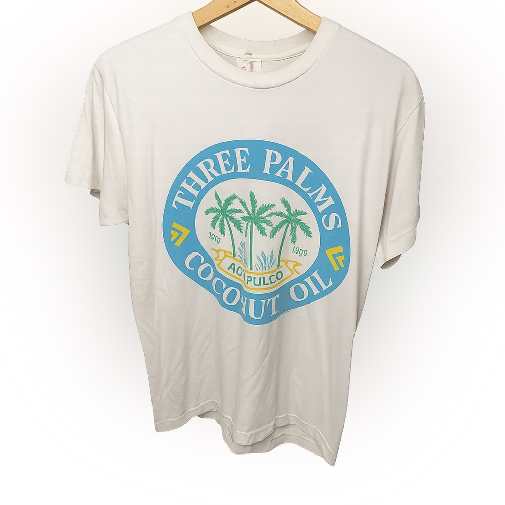 VINTAGE THREE PALMS COCONUT OIL TSHIRT SIZE L/XL